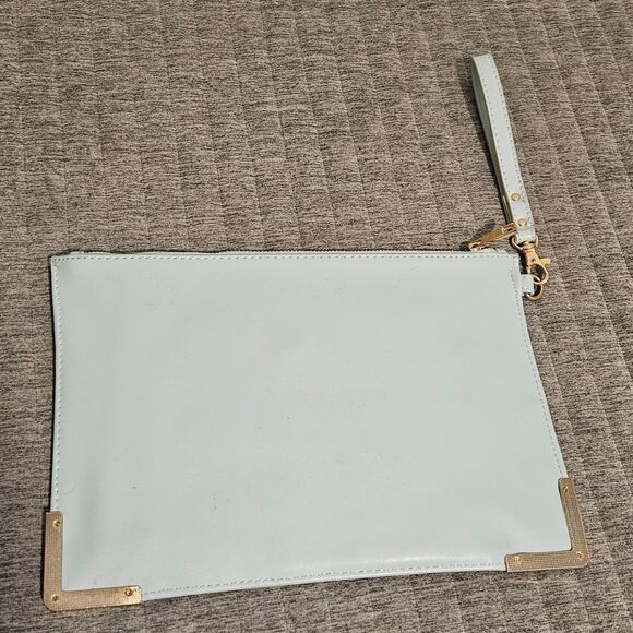 Womens Clutch pastel blue with pink lips Aldo retro Quirky lips unique - Picture 2 of 2